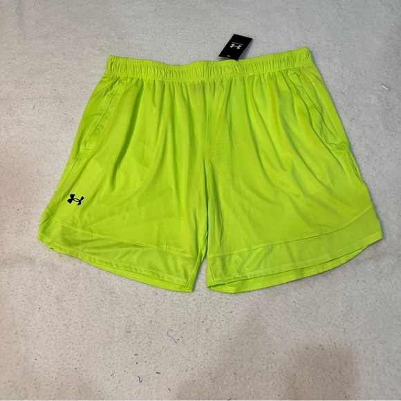 Under Armour Men's Neon Lemon Lime Green Shorts - Picture 1 of 11